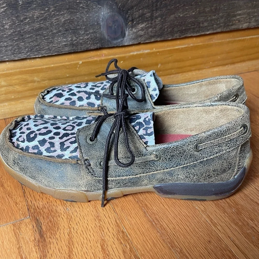 Twisted X Brown Leopard Print Boat Shoe, 5.5 M